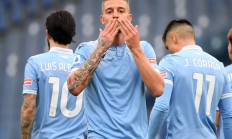 开云体育平台APP-亚特兰大胜利，球队士气高涨