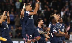 开云APP-包含巴黎圣日耳曼队再次带着胜利归来的词条