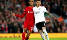 开云APP-利物浦客场大胜伯恩利，继续保持领先位置