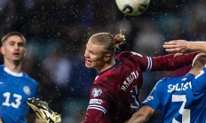 开云体育在线-争夺胜利！欧预赛赛场上球队实力较量