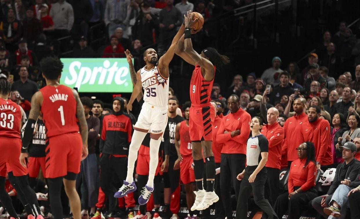 包含开拓者队在比赛中展现团队合作精神,夺冠的词条 包含开拓者队在比赛中展现团队合作精神,夺冠的词条