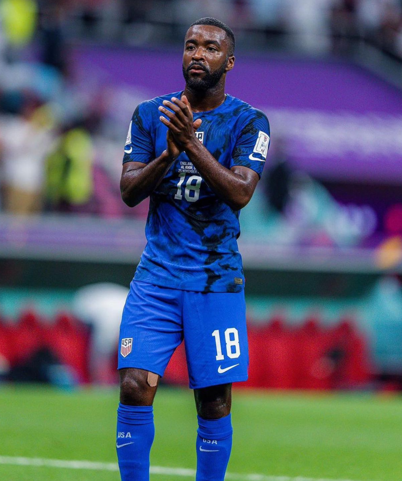 沙尔克队员优异表现,球队士气高涨 沙尔克队员优异表现,球队士气高涨