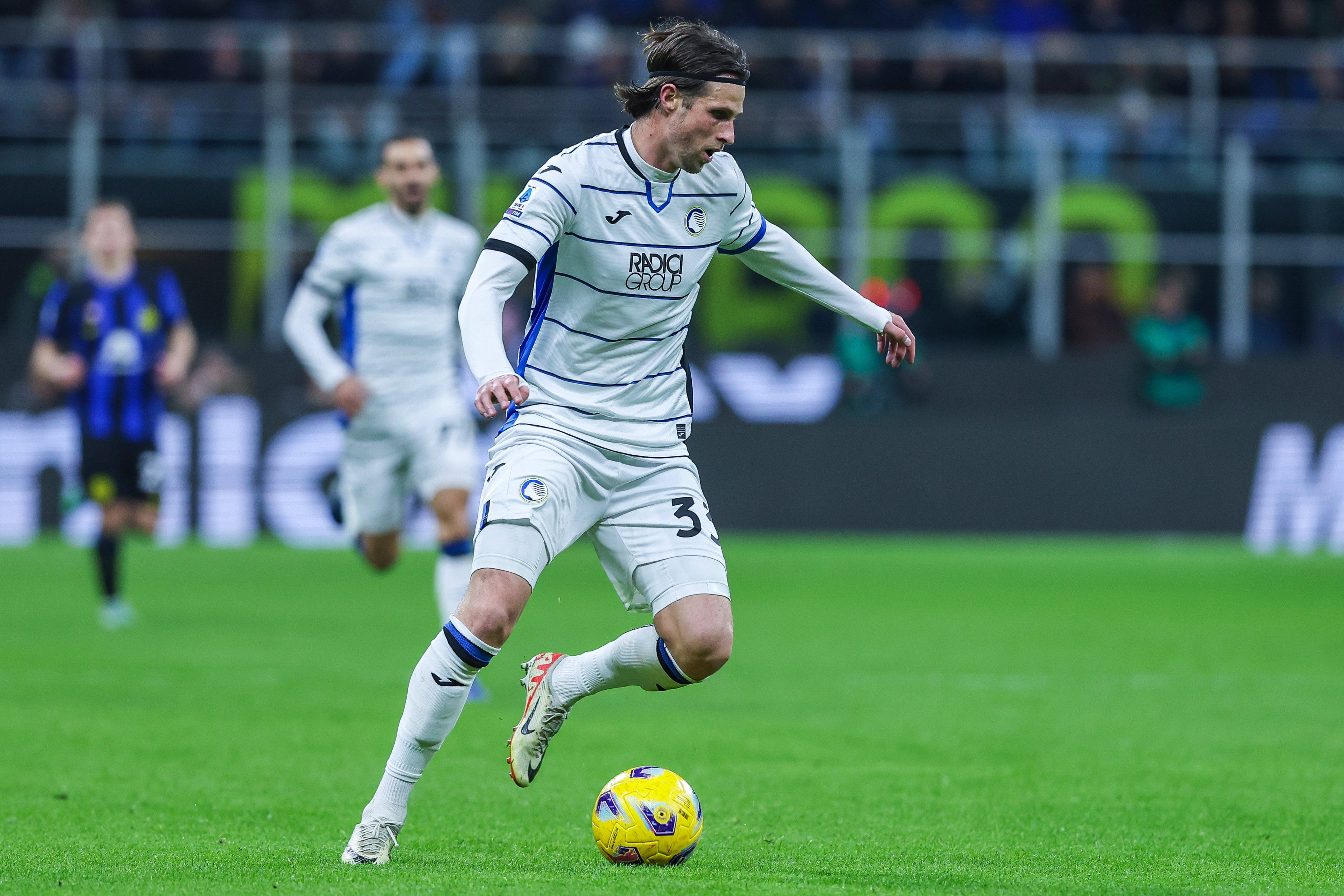 博洛尼亚主场战平斯佩齐亚,本赛季保级前景光明 博洛尼亚主场战平斯佩齐亚,本赛季保级前景光明