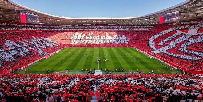 拜仁慕尼黑主场气氛热烈,球队势如破竹 拜仁慕尼黑主场气氛热烈,球队势如破竹