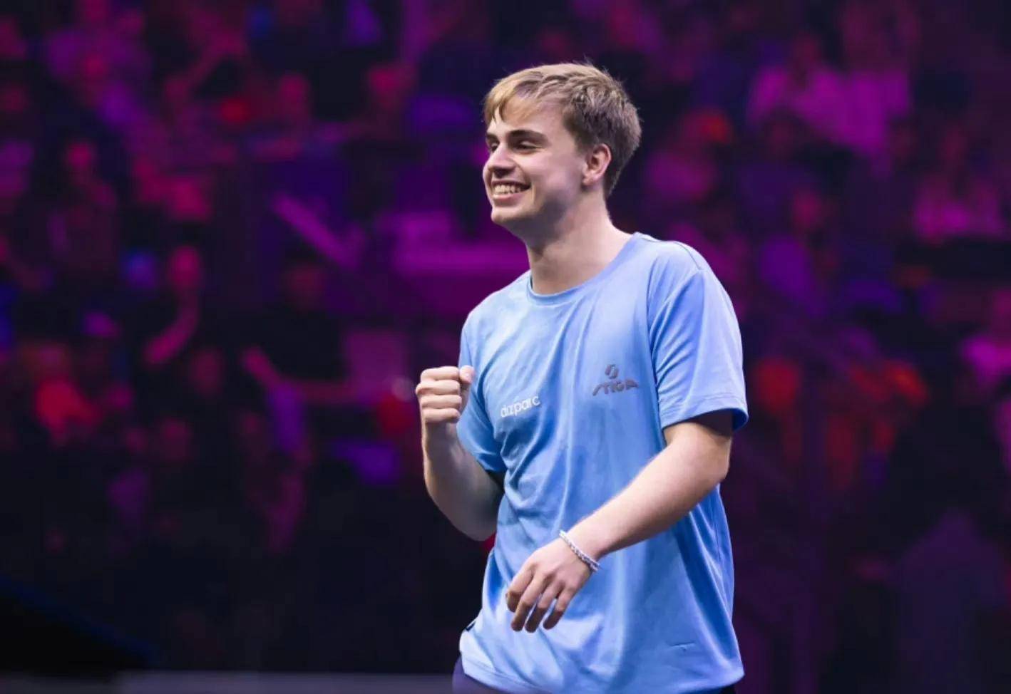 法兰克福三连胜,成为秋季冠军热门的简单介绍 法兰克福三连胜,成为秋季冠军热门的简单介绍