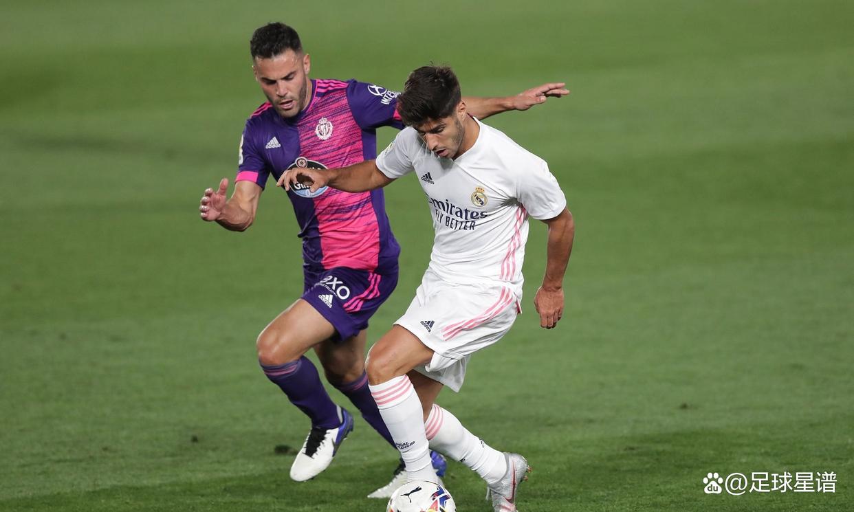 足球赛场上的激情碰撞太精彩