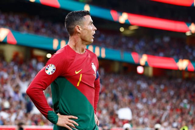 葡萄牙再次力挺C罗,期待出色表现晋级 葡萄牙再次力挺C罗,期待出色表现晋级