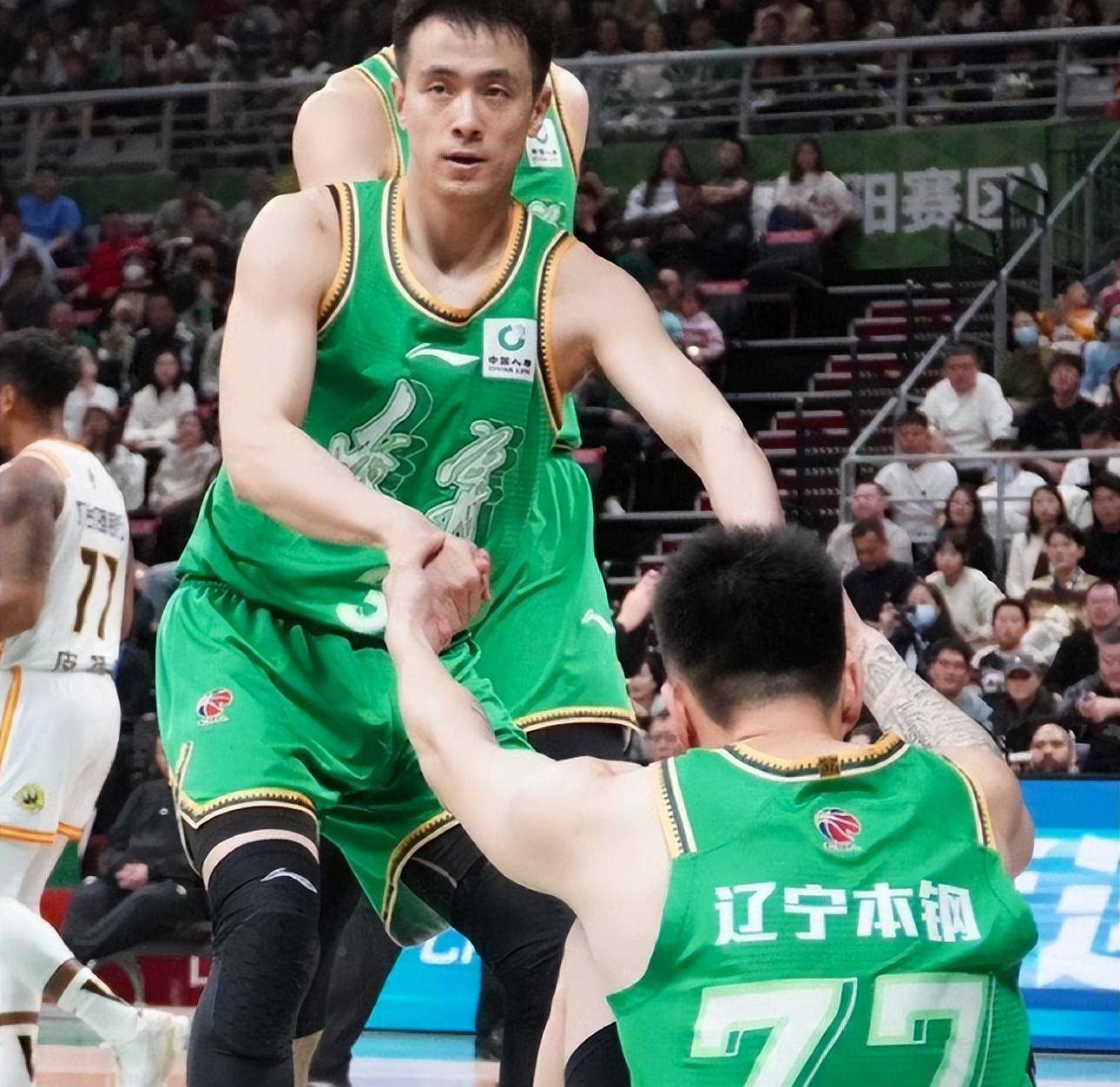 辽宁男篮战胜山西队,取得胜利 辽宁男篮战胜山西队,取得胜利