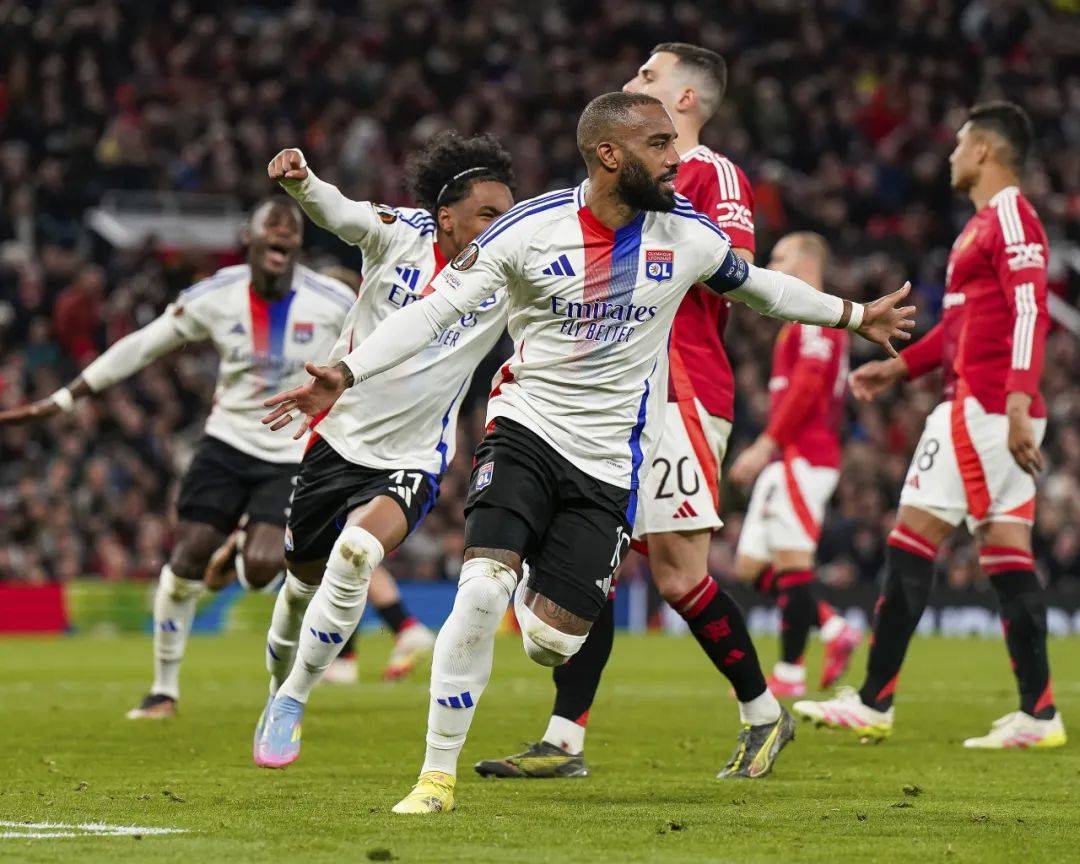 沙托鲁蒙受压力，法甲球队疲于应战