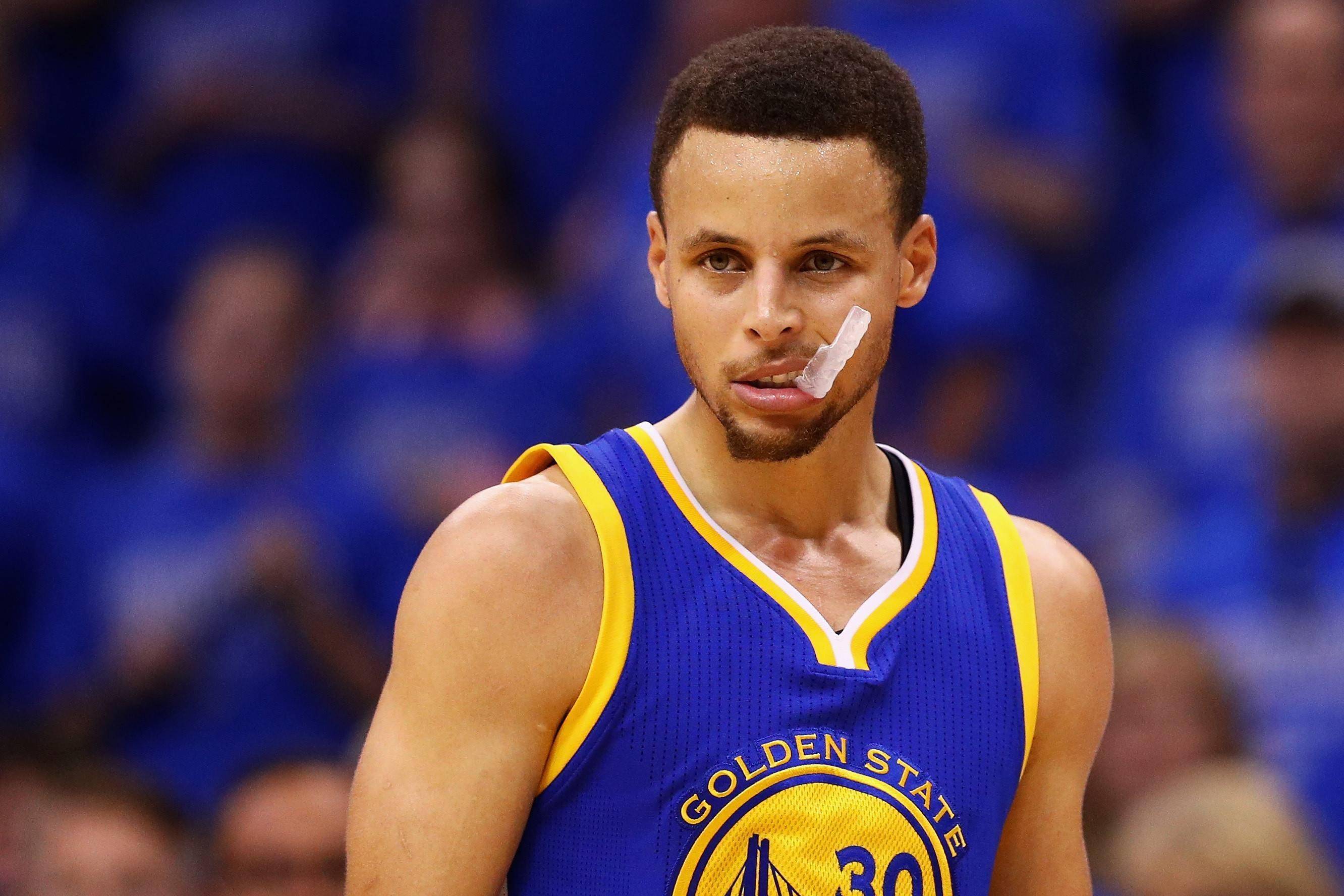 勇士客场惨败篮网，库里全场21分独木难支