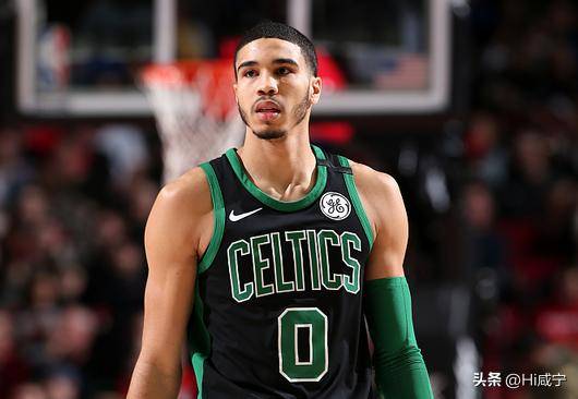 凯尔特人队宣布Tatum续约,锁定未来核心之一 凯尔特人队宣布Tatum续约,锁定未来核心之一