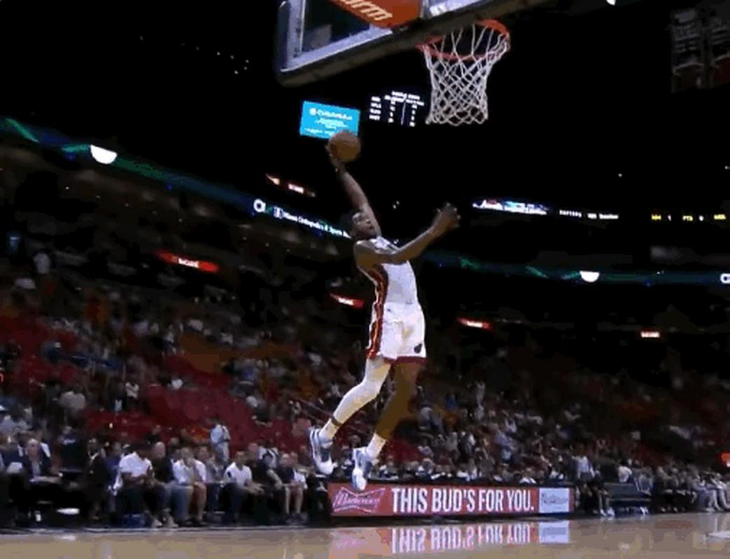 开拓者再胜快船，将系列赛扳平