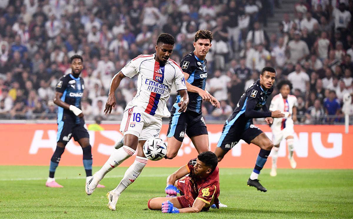 马赛在主场告败,令球迷大失所望 马赛在主场告败,令球迷大失所望