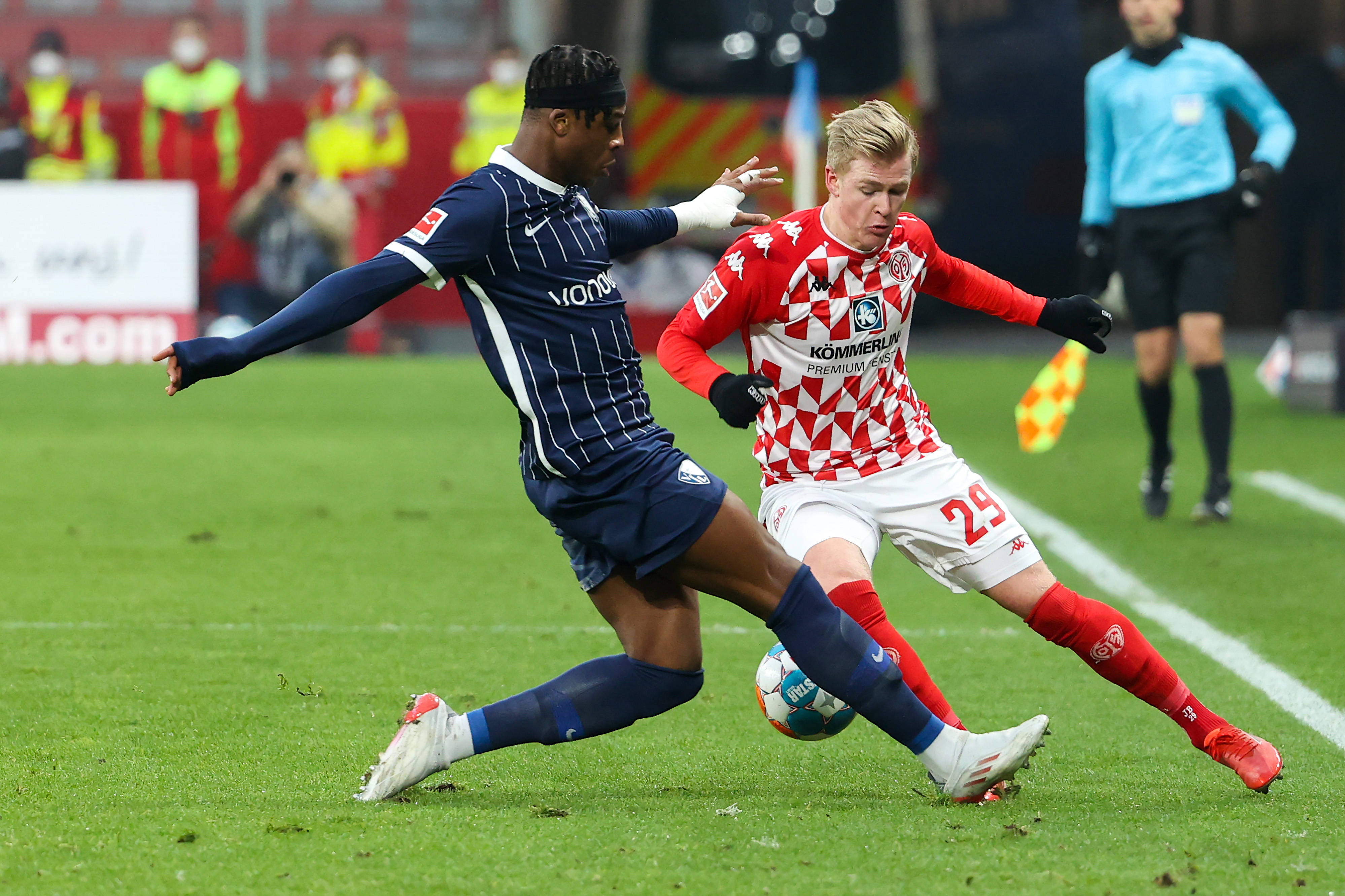 球员实力个个突出，球队整体实力稳步上升的简单介绍