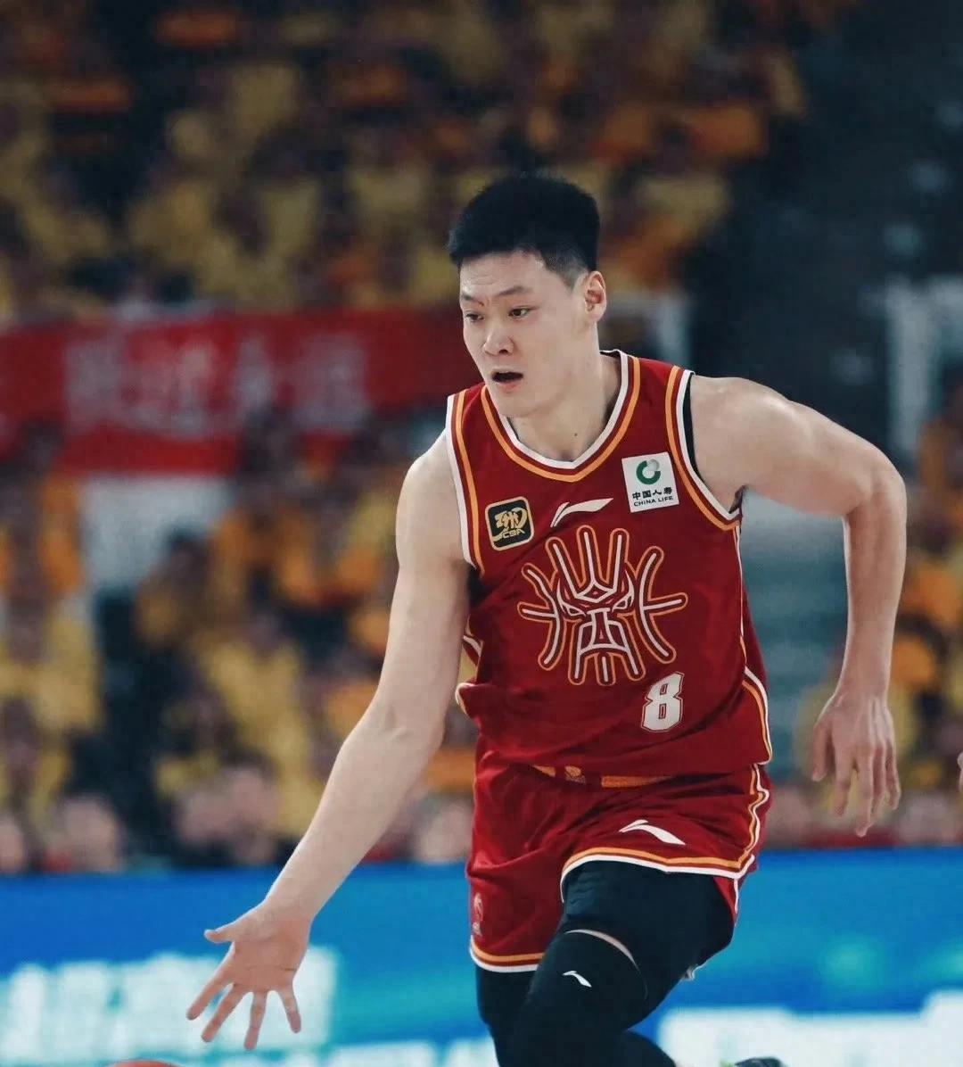 包含福建队轻取山西队，恩比德状态火热的词条